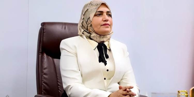 الحكومة العراقية تؤكد أن الدين العام في مستويات آمنة وتعمل على تقليص الإنفاق