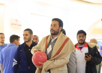 اليمن.. نائب وزير الشباب والرياضة يدشن منافسات بطولة الشركات لألعاب كرة الطاولة والبلياردو والبولينغ والبادل