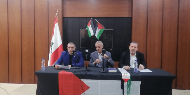 ندوة وتوقيع كتاب “دموع على عتبات الفجر” لأحمد العيسى في الرابطة الثقافية بطرابلس