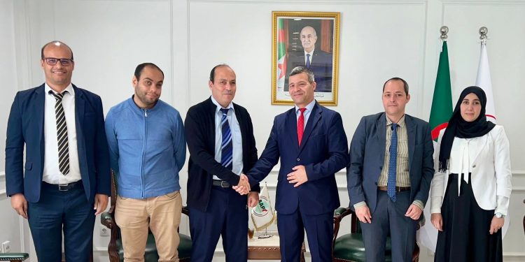 تعاون أكاديمي لدعم القرار الاقتصادي الجزائري