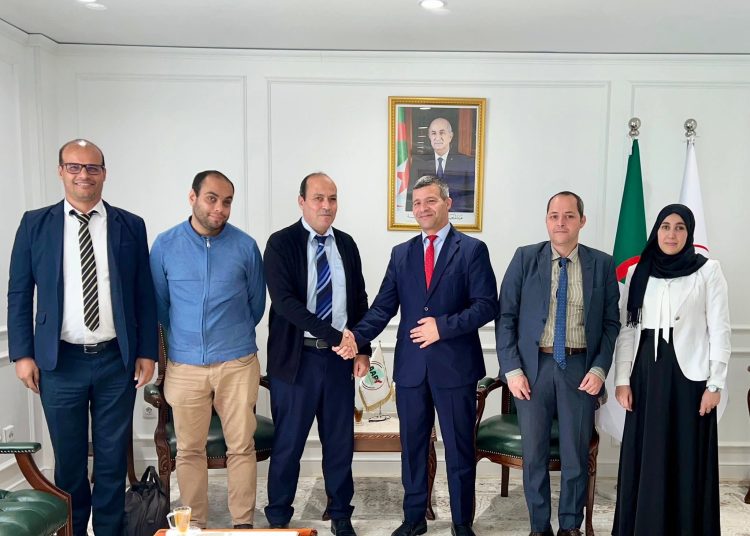 تعاون أكاديمي لدعم القرار الاقتصادي الجزائري