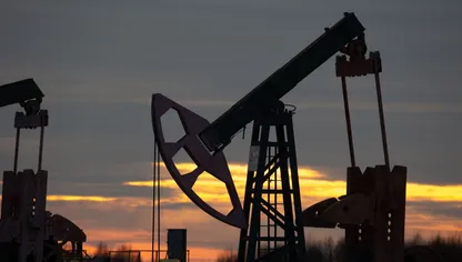 أسعار النفط تهبط بعد تقرير عن موافقة أوكرانيا على معظم بنود خطة السلام