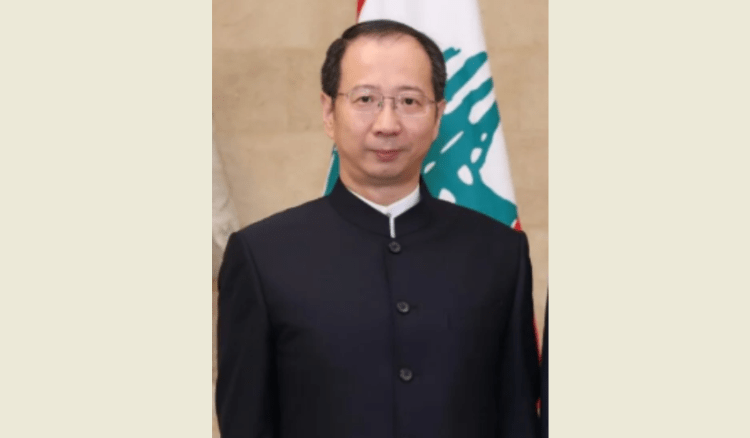 السفير الصيني يزور مركز اللغات في كلية الآداب – اللبنانية لتعزيز قسم اللغة الصينية