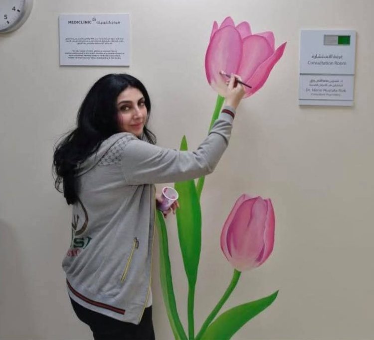 الفنانة صفاء شنان لـ “حرمون”: الفن رسالة واللوحة حوار صامت بين الروح والعين وليست خليط ألوان