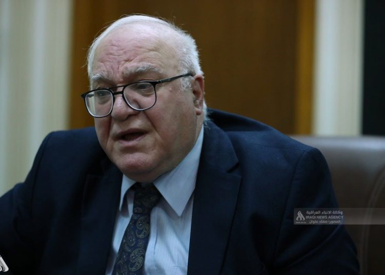 العراق يعتمد سياسة نفطية جديدة تؤسس لبنية اقتصادية متكاملة