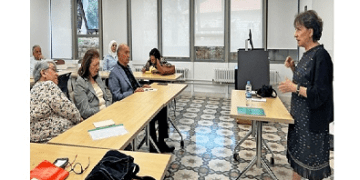 اختتام ورشة الكتابة الإبداعية لكبار السن في الجامعة الأميركية بإشراف الروائية هدى بركات