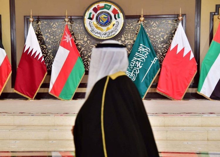 دول الخليج تفرض رسوما لمكافحة الإغراق على بطاريات السيارات الصينية والماليزية