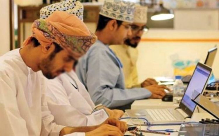 القطاع الخاص يربح.. زيادة وظائف العُمانيين 2.6% سنوياً بنهاية أكتوبر