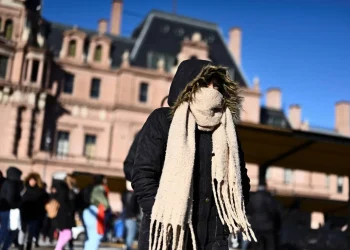 حيل بسيطة لزيادة شعورك بالدفء خلال الشتاء