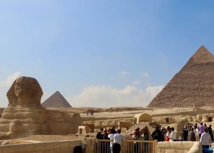 مصر تجهز لمشروع عالمي قرب أهرامات الجيزة باستثمارات عملاقة