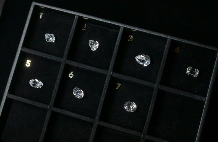 عملاق الألماس الروسي ALROSA يحدد موعدا تقريبيا لنفاد الألماس في العالم