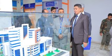 اليمن.. رئيس هيئة الاستثمار يزور جامعة الرازي ويطلع على اعمال التشييد والبناء للمشروعين الاستثماريين للجامعة والمستشفى التعليمي