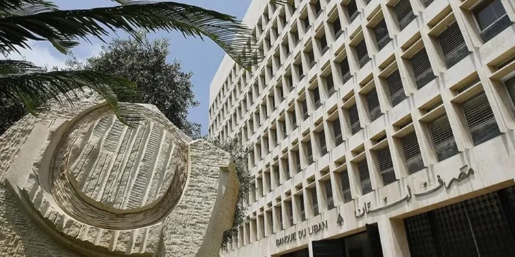 قانون “الفجوة” فرض 30% على التحويلات… ماذا عن أموال المصارف في الخارج؟