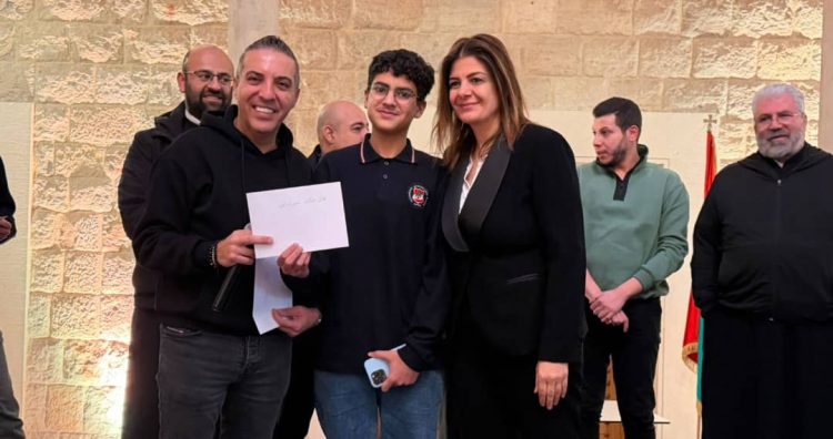 توزيع جوائز مسابقتي الإملاء والتعبير الكتابي في زحلة