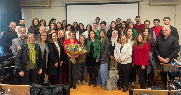 احتفال موسيقي ميلادي في كلية التربية -2