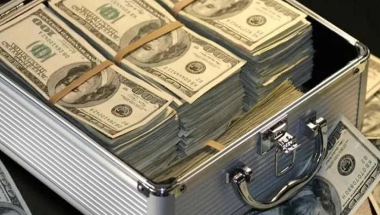 لماذا تتجه البنوك في الشرق الأوسط إلى إطلاق صناديق استثمار مخاطر؟