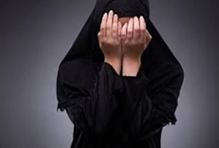 نداء إنساني: حلمها توفير أدويتها وعيش الكفاف.. من لها منكم يا اهل الخير؟!