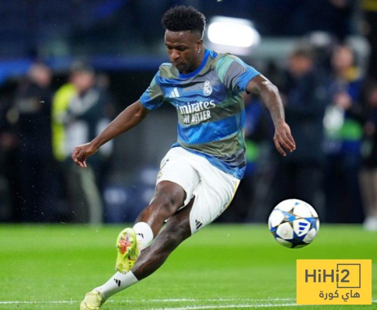 موقف فينيسيوس من صافرات الاستهجان ضده في مباراة السيتي