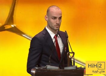 أول تعليق من ميتاي بعد تتويجه بجائزة القلب الأحمر والأسود