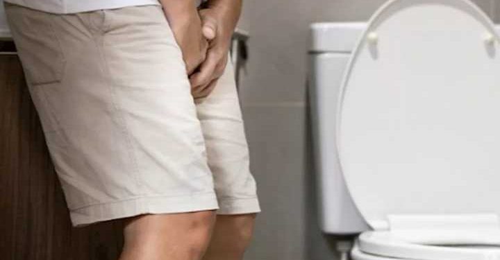 تسرب البول أثناء السعال… هل له دلالات خطيرة؟