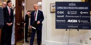 ترامب يوقع إتفاقا مع تسع شركات أدوية لخفض أسعارها