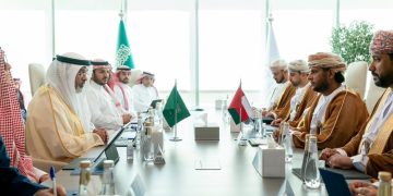 لجنة التّنسيق العُماني السّعودي تناقش مجالات التجارة والصناعة والاقتصاد