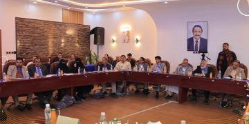 اليمن.. جامعة الرازي واتحاد مصنعي الأدوية ينظّمان ورشة عمل وطنية لتعزيز الشراكة بين القطاعين الأكاديمي والصناعي في الصناعات الدوائية