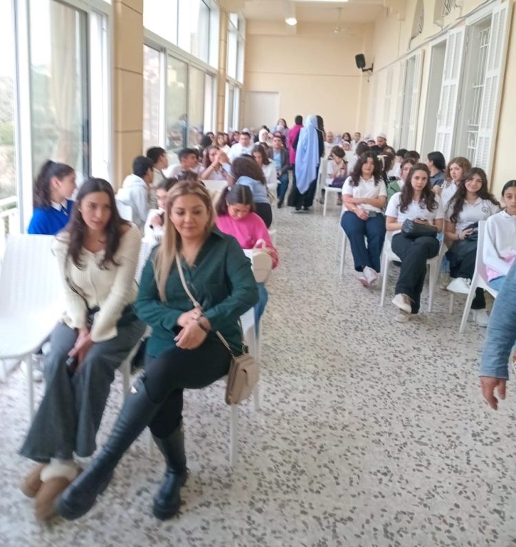 توزيع شهادات مسابقة الاستقلال في بشامون