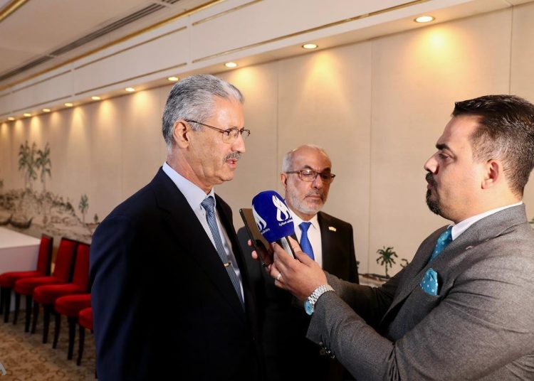 وزير النفط العراقي: مشاركة أكثر من 450 شركة في معرض الطاقة