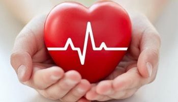 علامات مفاجئة لأمراض القلب.. لا تهملها