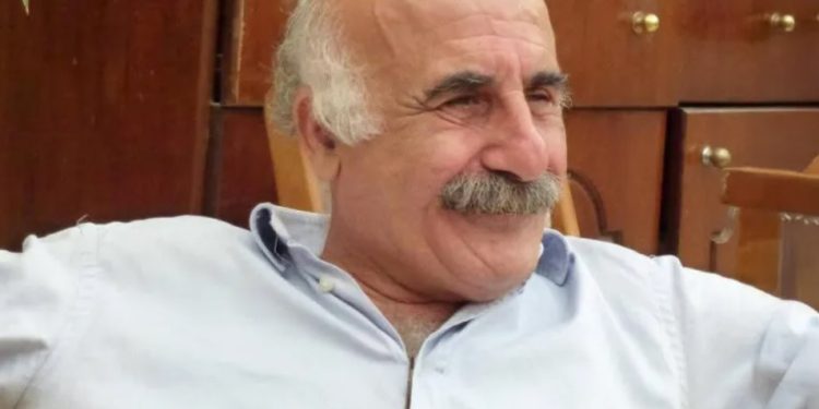 عباس بيضون: لستُ القارئ المنشود لشعري.. والكتابة كائن مستقل يندهش منه صانعه