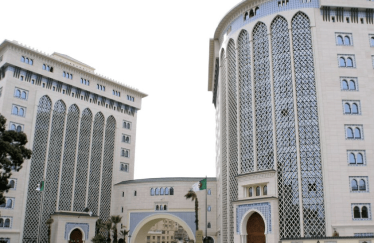 الحكومة الجزائرية توضح أسباب زيادة أسعار الوقود