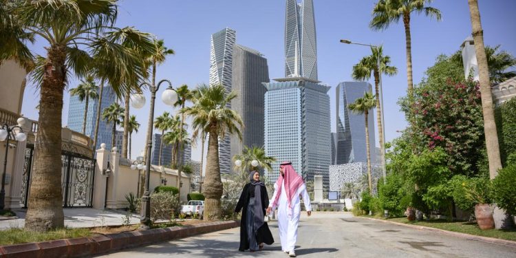 لماذا تنكمش القروض العقارية في السعودية؟!