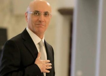 الحجار يفرض ضوابط جديدة على بيع الدراجات الآلية في لبنان