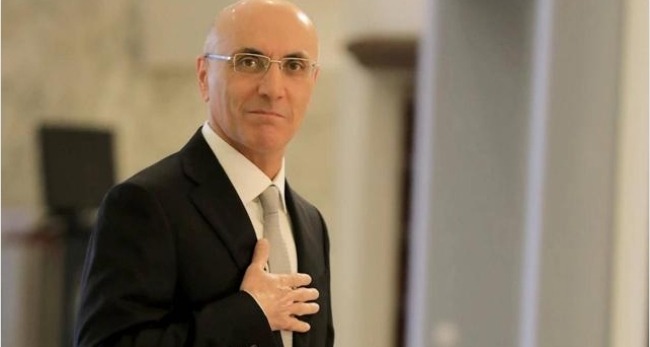 الحجار يفرض ضوابط جديدة على بيع الدراجات الآلية في لبنان