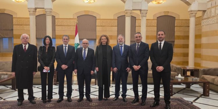 سلام عرض مع مجلس إدارة “إيدال” تحديات تواجه إعادة إطلاق برامج تشجيع الاستثمار