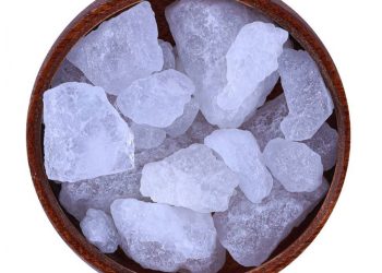 أسرار الجمال والنظافة الطبيعية: فوائد الشبّة