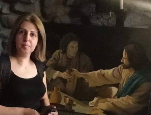 الفنانة مادونا الجرماني لـ حرمون:  الفن خيط نور يربط الجمال بالحياة.. ولوحاتي سيرتي الذاتية الملونة