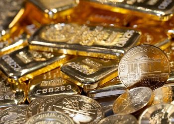 خسائر مستثمري الذهب 7.4 تريليون دولار وموجة ضخمة لشراء السبائك في دولة عربية