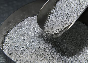 الفضة عند أعلى مستوى في أكثر من أسبوع