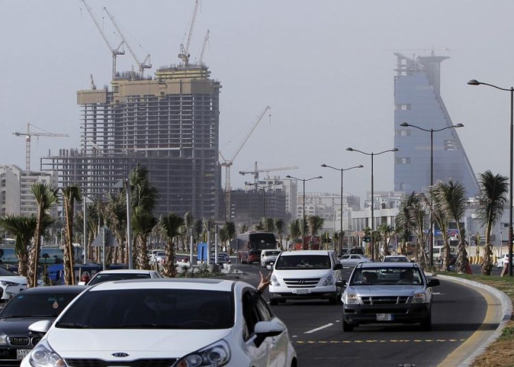 مليارات ترامب في الخليج… فرص وتحديات