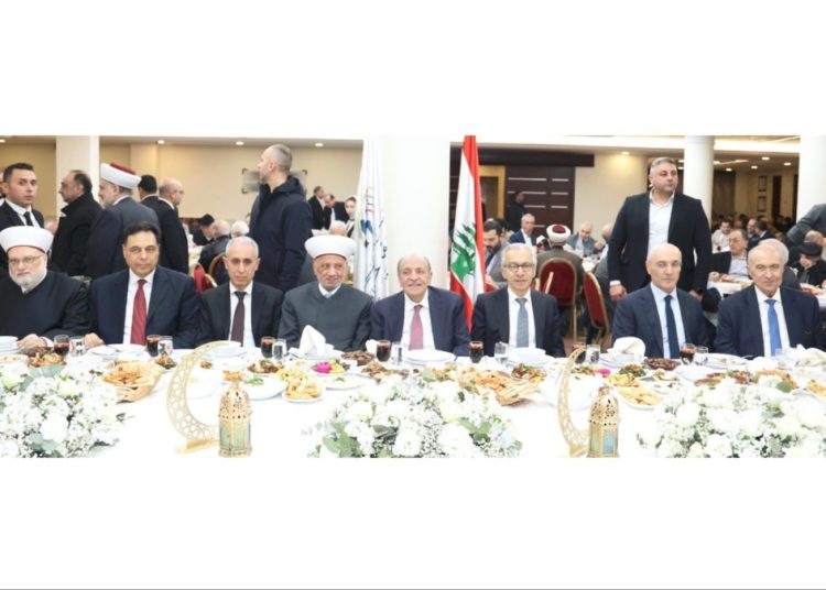 دريان في إفطار حاشد لمؤسسات الدكتور محمد خالد: بوحدتنا ننتصر على الصعوبات