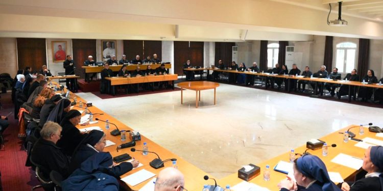 لقاء تربوي في بكركي حول مصير سلسلة الرتب والرواتب وصندوق التعويضات في المدارس الخاصة