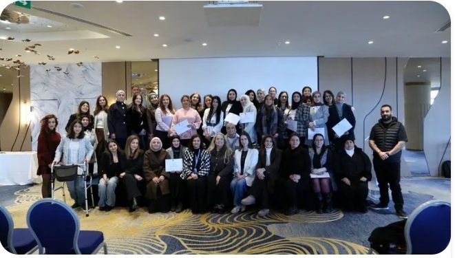 الشؤون” و”اليونيسف” احتفلتا بتخريج عاملين في مجال حماية الطفل السيّد