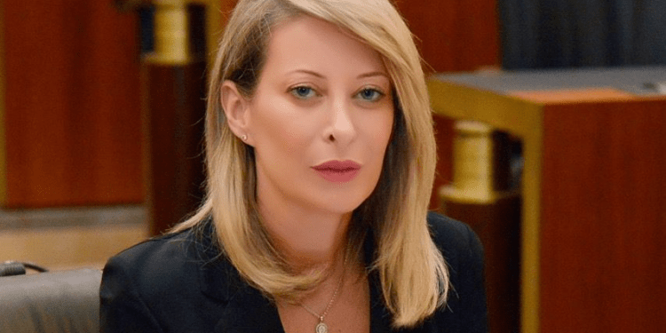 أيوب: تكتل “الجمهورية القوية” ضد الإرجاء أو التمديد للمجلس النيابي