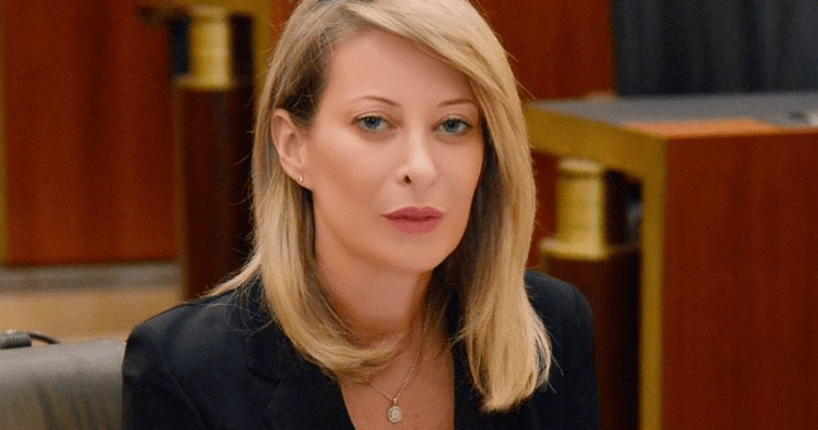 أيوب: تكتل “الجمهورية القوية” ضد الإرجاء أو التمديد للمجلس النيابي