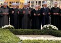 المفتي دريان زار ضريح رفيق الحريري: لن ينسى اللبنانيون هذا الزمن الجميل وسنبقى أوفياء لنهجك ورسالتك