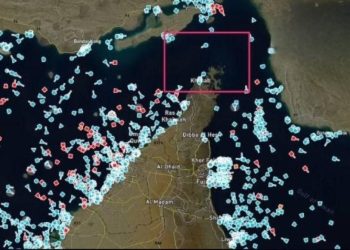 نظام ملاحة السفن: مضيق هرمز أنه مفتوح فنياً لكن لا ناقلة نفط نشطة